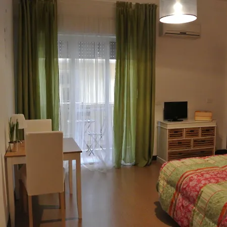 维亚代腾普利住宿加早餐旅馆 住宿加早餐酒店 阿格里真托